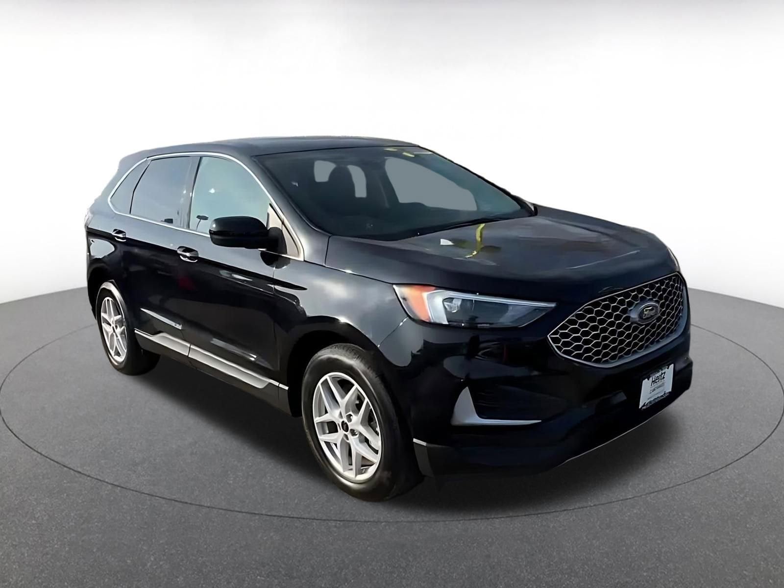 Thumbnail: 2024 Ford Edge - 2