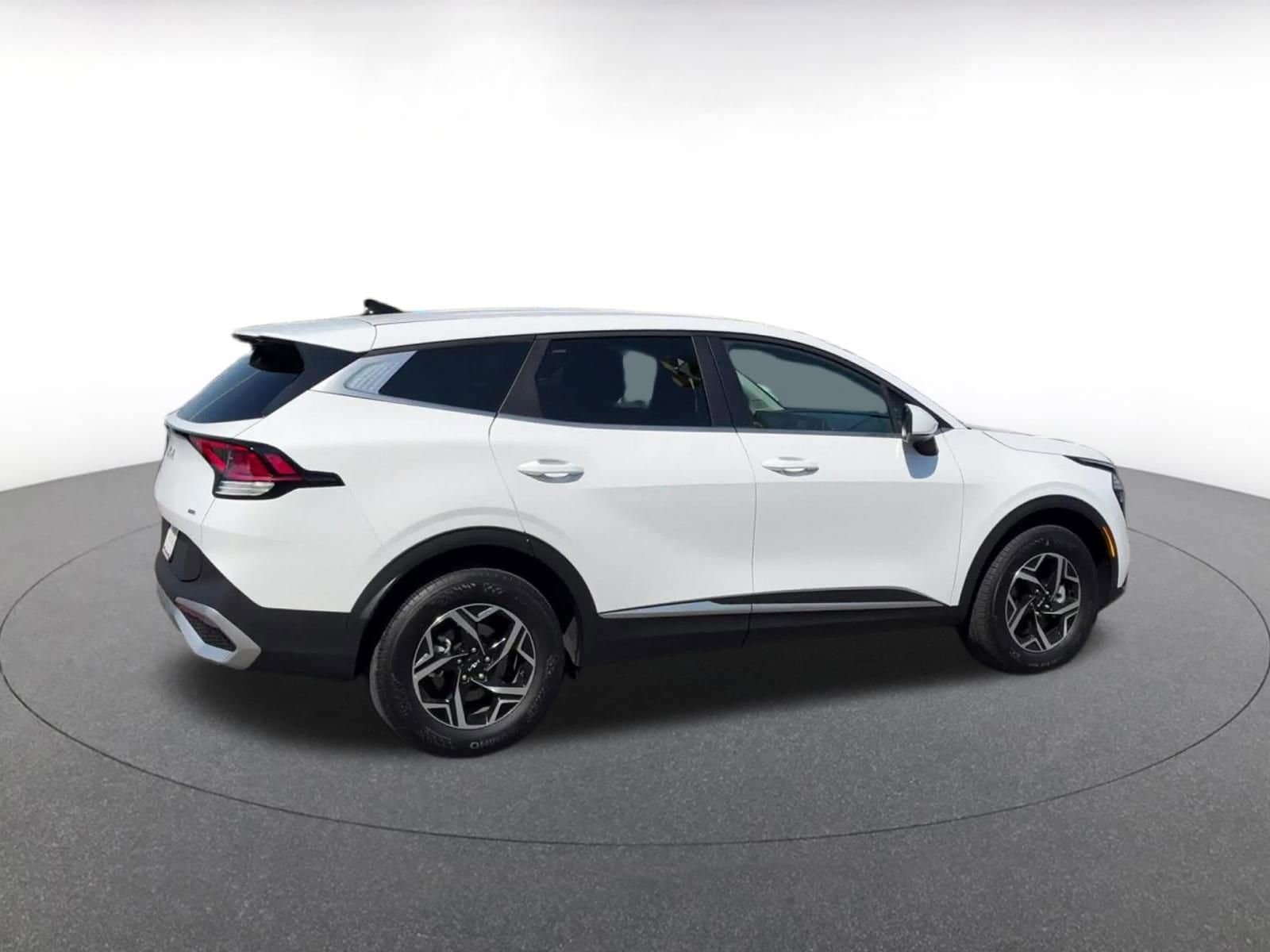 Thumbnail: 2025 Kia Sportage - 15