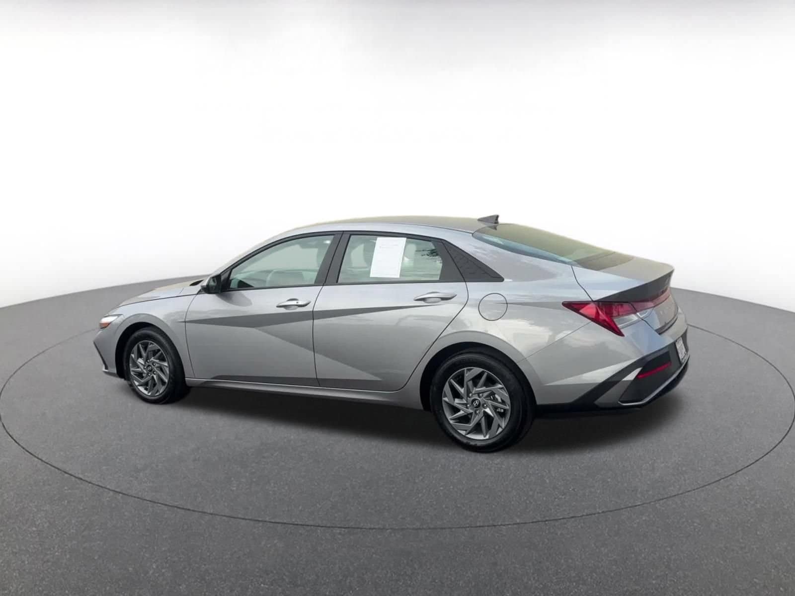 Thumbnail: 2026 Hyundai Elantra - 9