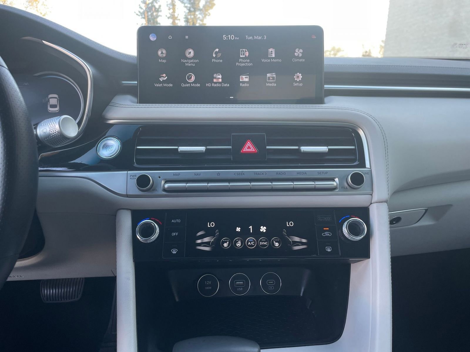 Thumbnail: 2025 Genesis G70 - 17