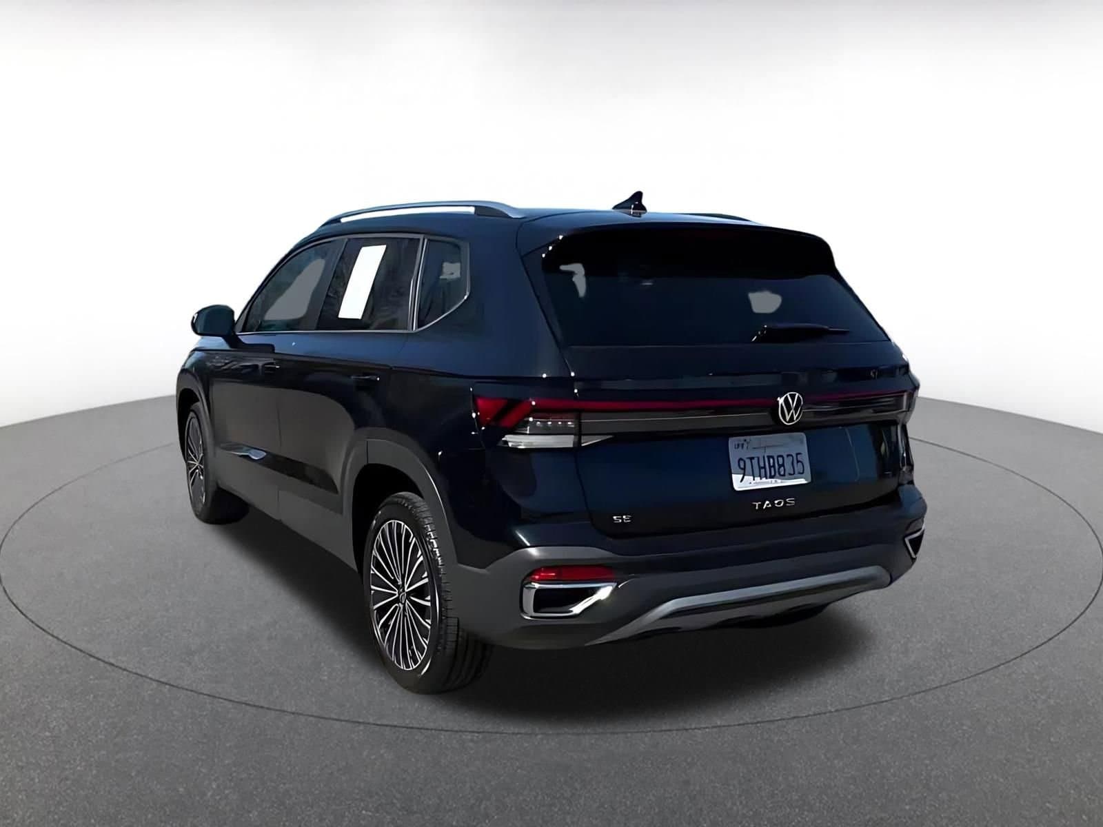 Thumbnail: 2025 Volkswagen Taos - 11