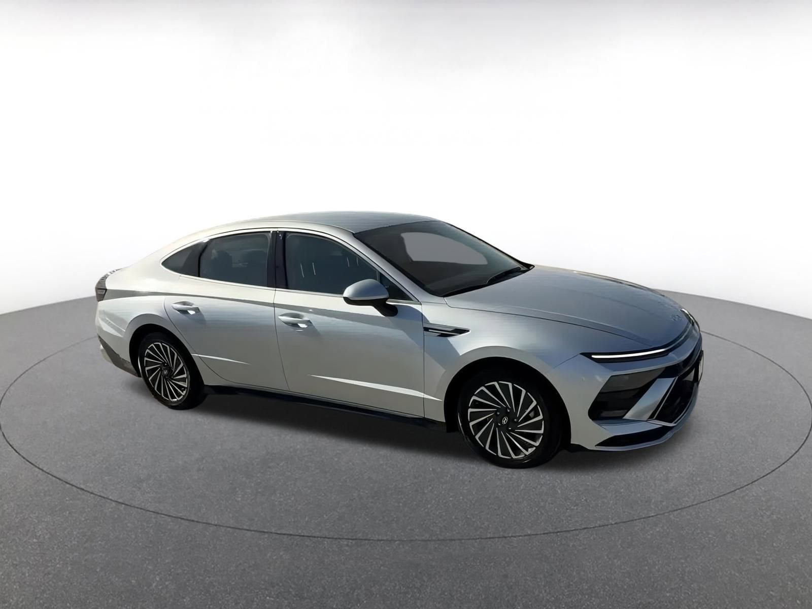 Thumbnail: 2024 Hyundai Sonata - 2
