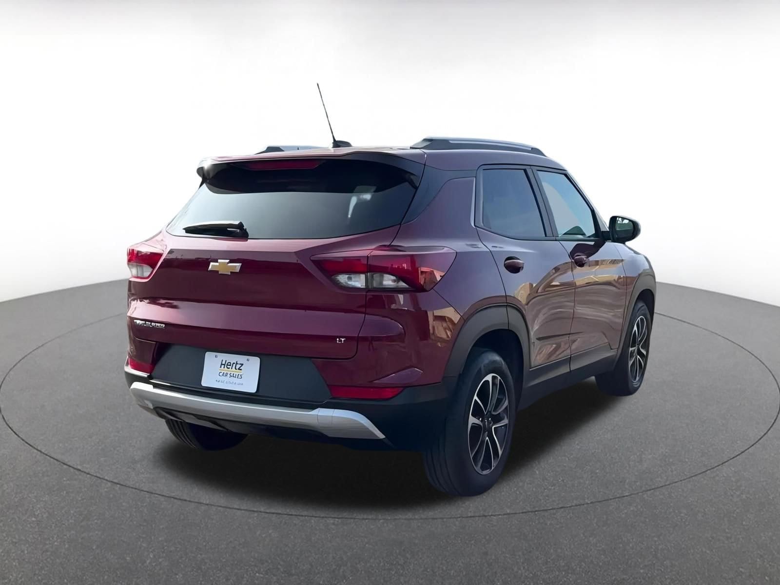 Thumbnail: 2025 Chevrolet TrailBlazer - 14