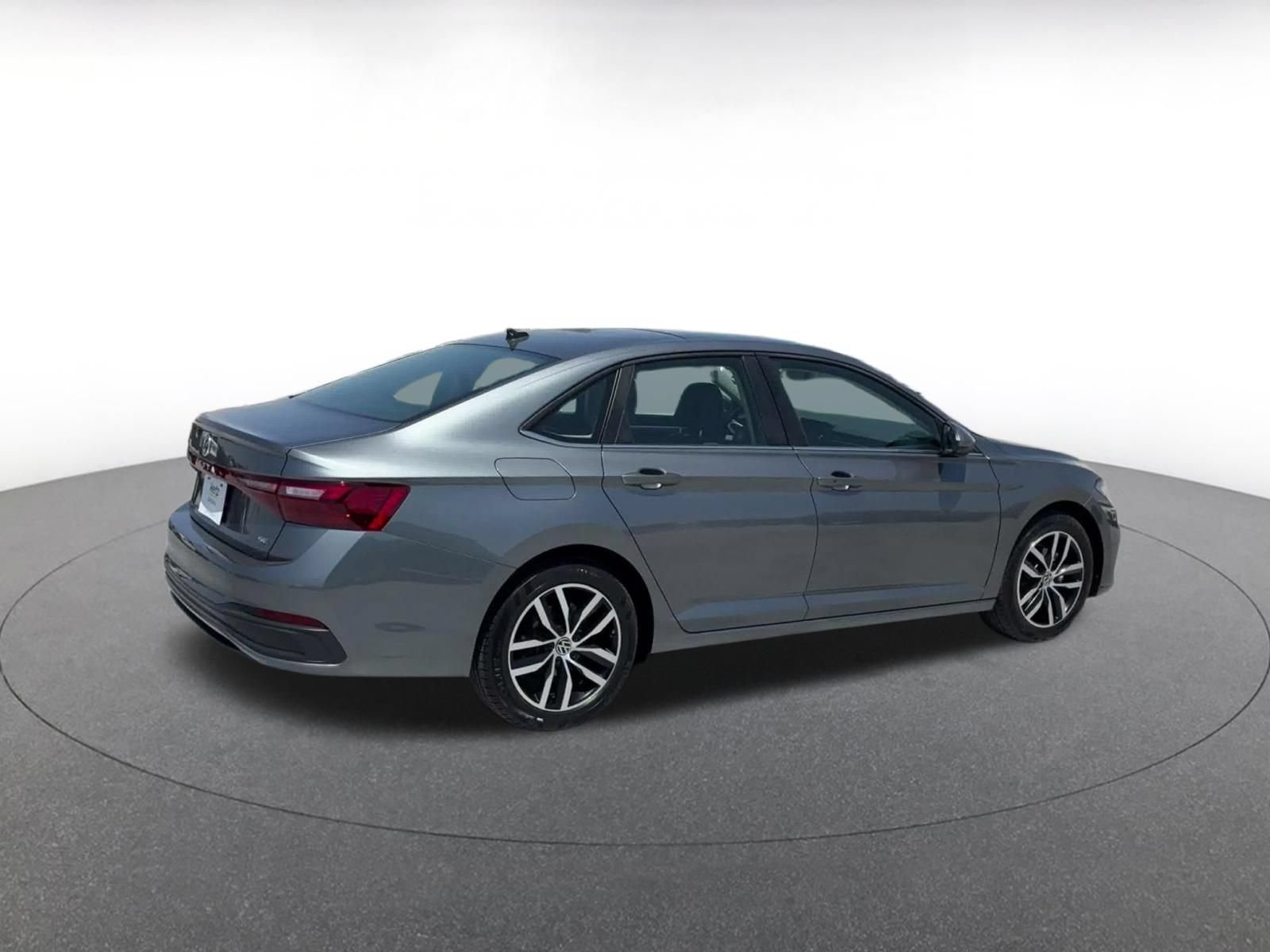 Thumbnail: 2025 Volkswagen Jetta - 15