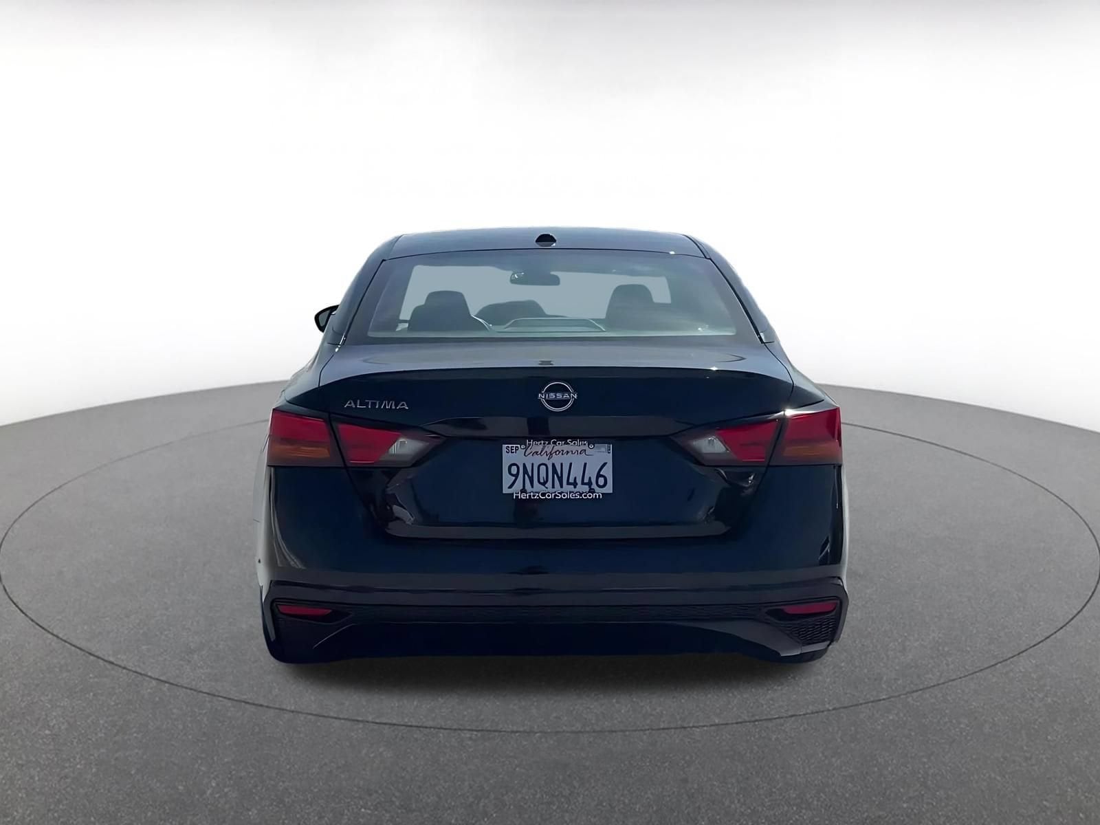 2025 Nissan Altima SV - Photo 11