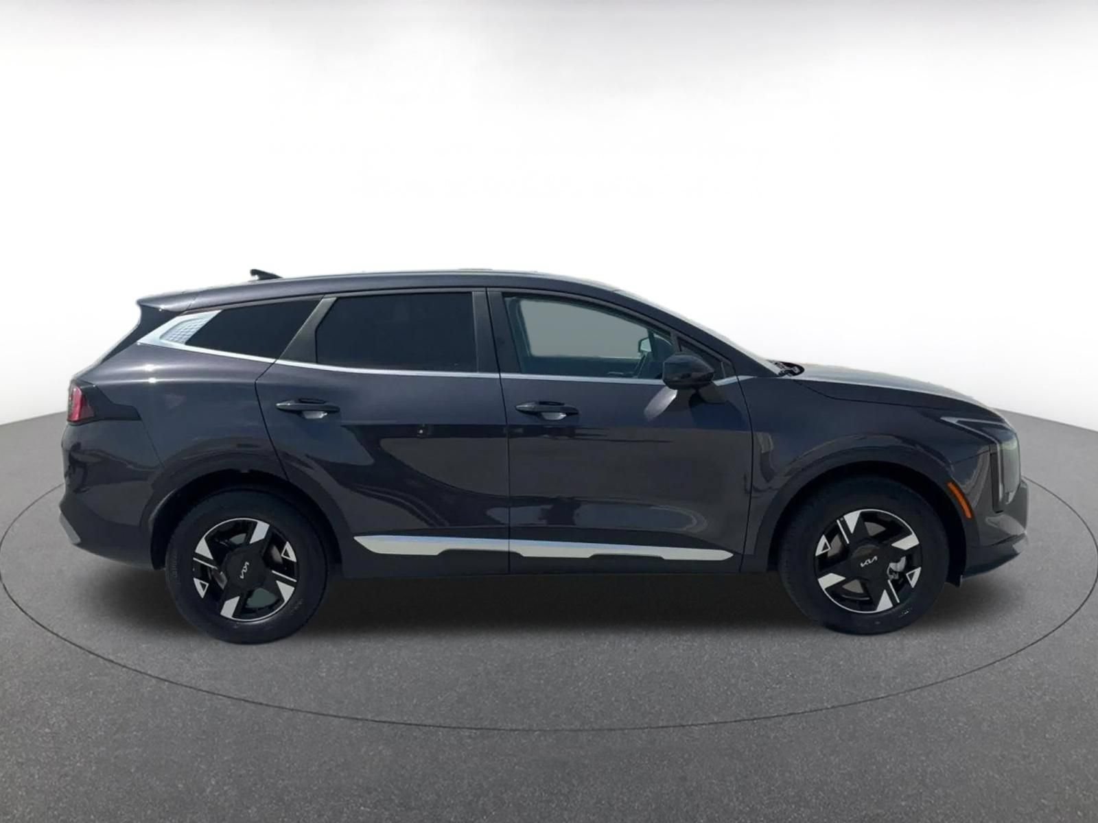 Thumbnail: 2026 Kia Sportage - 16