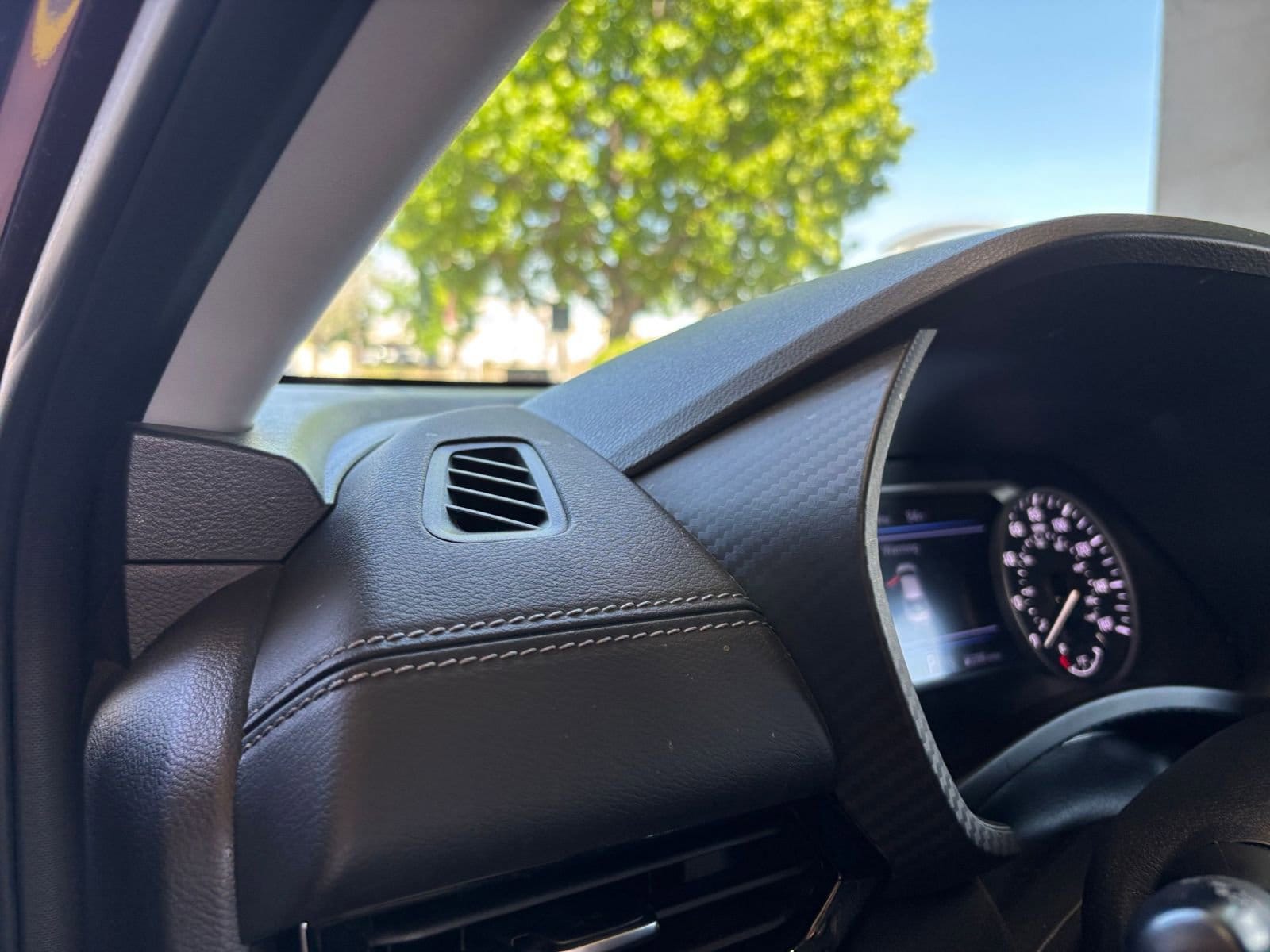 Thumbnail: 2025 Nissan Sentra - 32