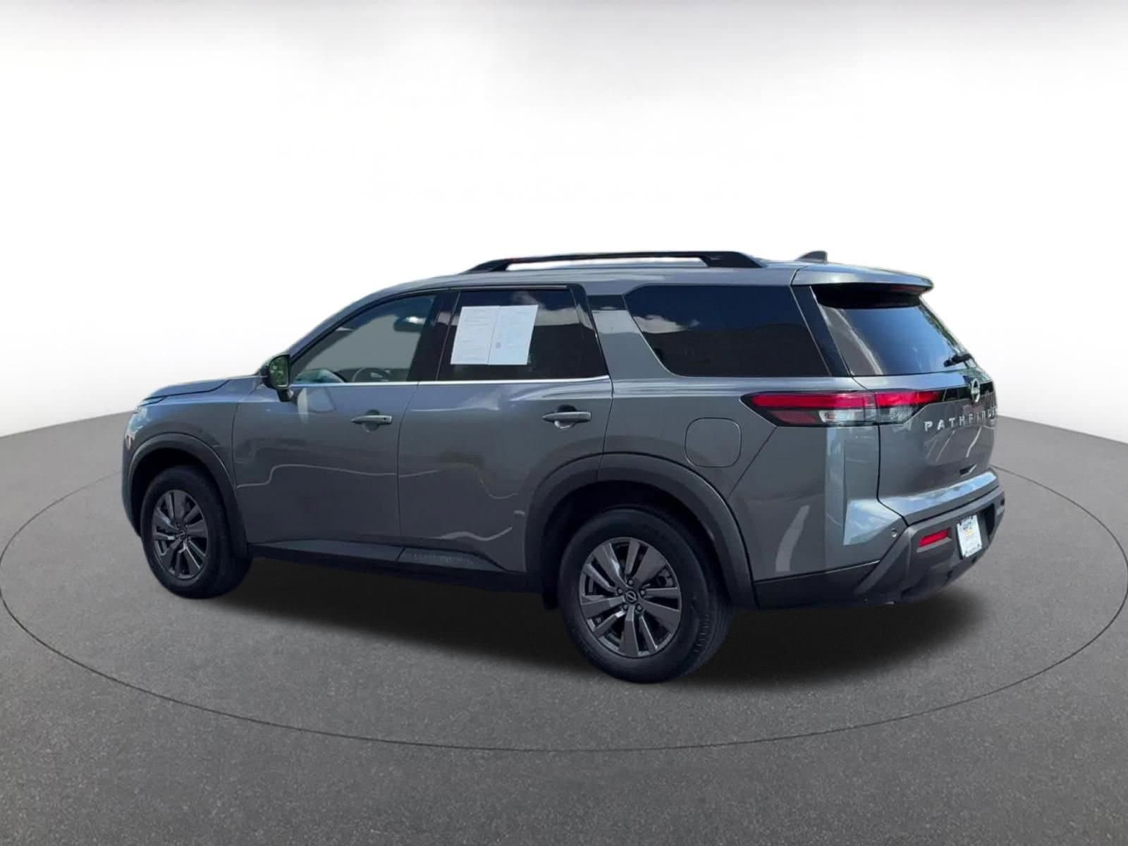 Thumbnail: 2025 Nissan Pathfinder - 10