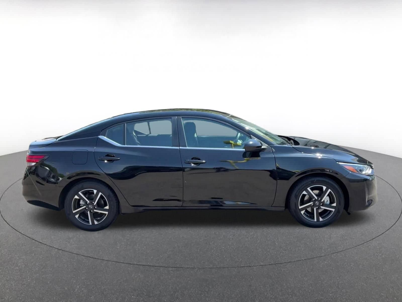 Thumbnail: 2024 Nissan Sentra - 16