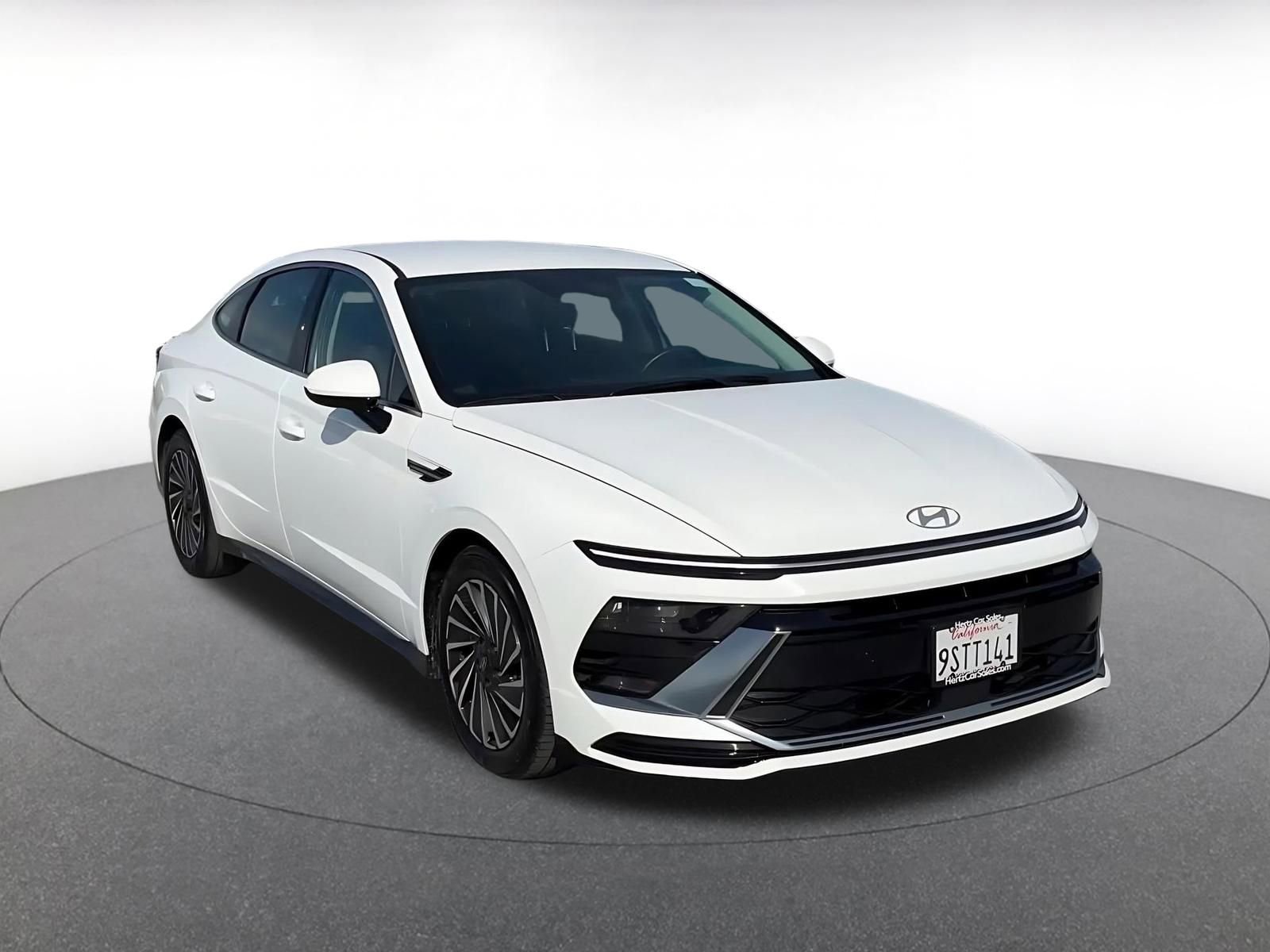 Thumbnail: 2025 Hyundai Sonata - 3