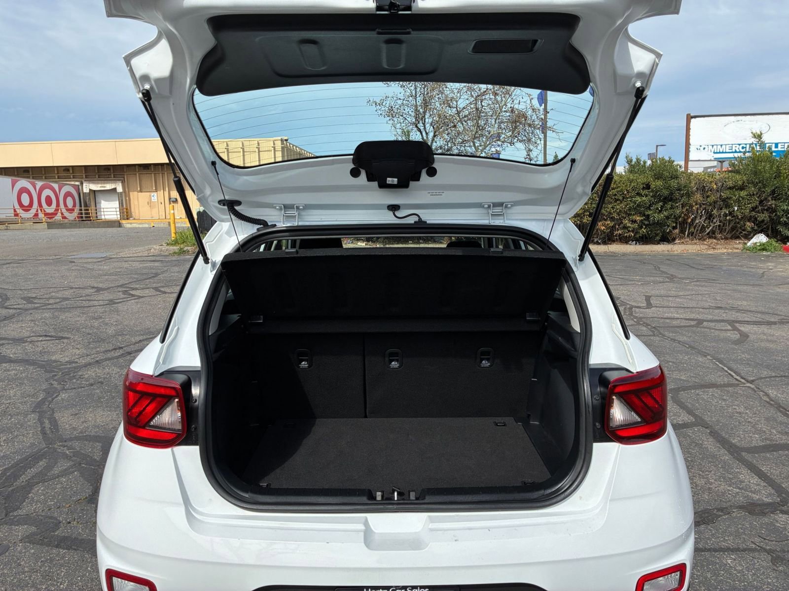 Thumbnail: 2025 Hyundai Venue - 32