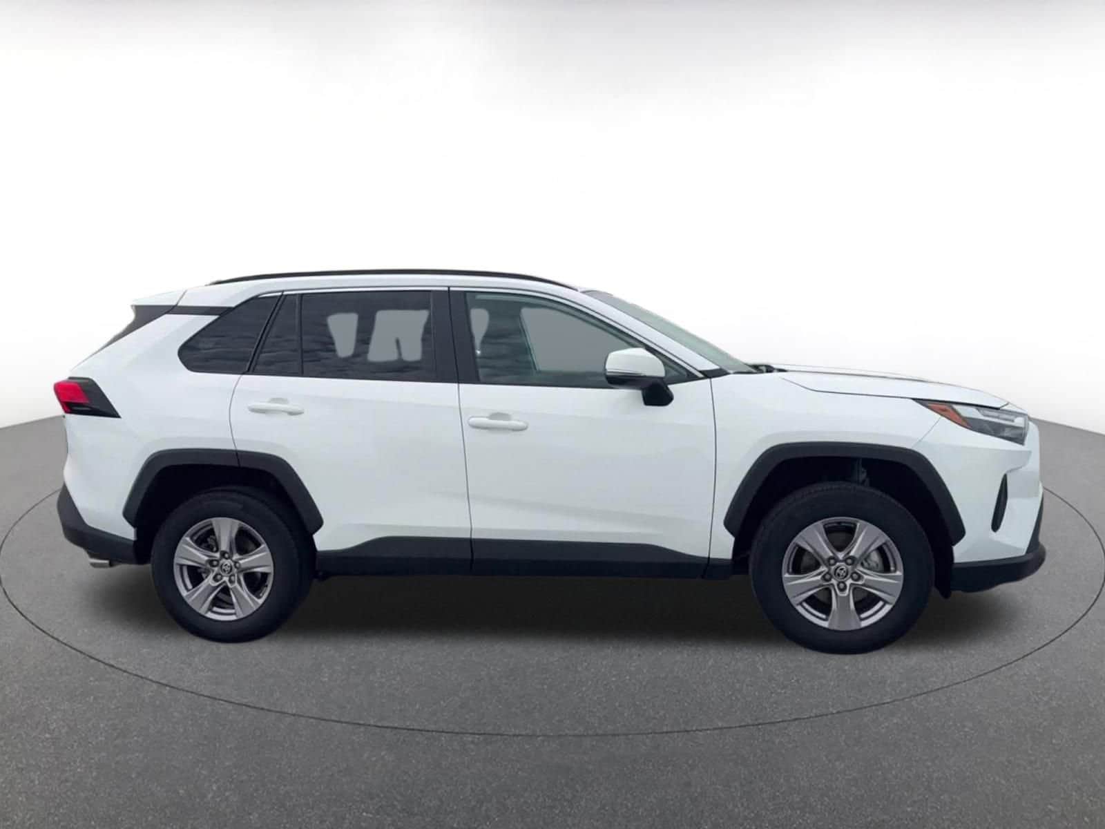 Thumbnail: 2025 Toyota RAV4 - 16