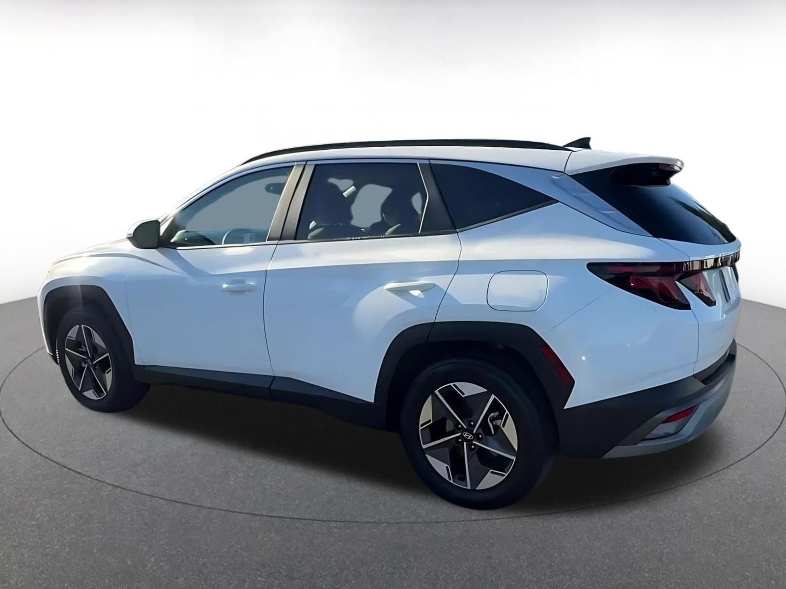 Thumbnail: 2025 Hyundai Tucson - 10