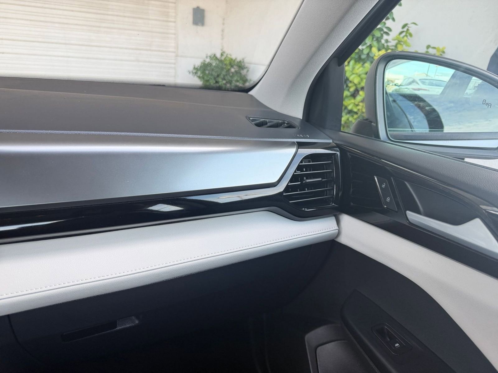 Thumbnail: 2025 Volkswagen Taos - 35