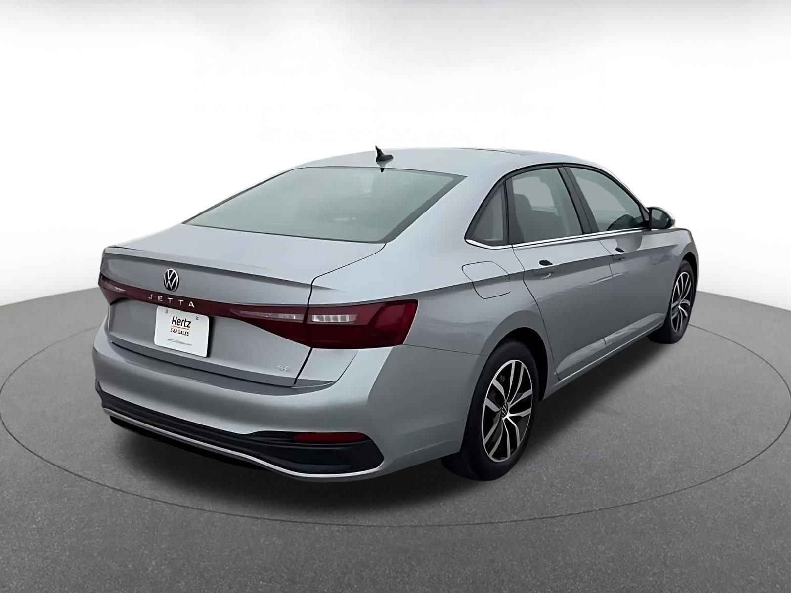 Thumbnail: 2025 Volkswagen Jetta - 12