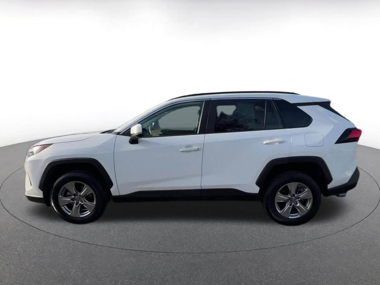 Thumbnail: 2025 Toyota RAV4 - 9