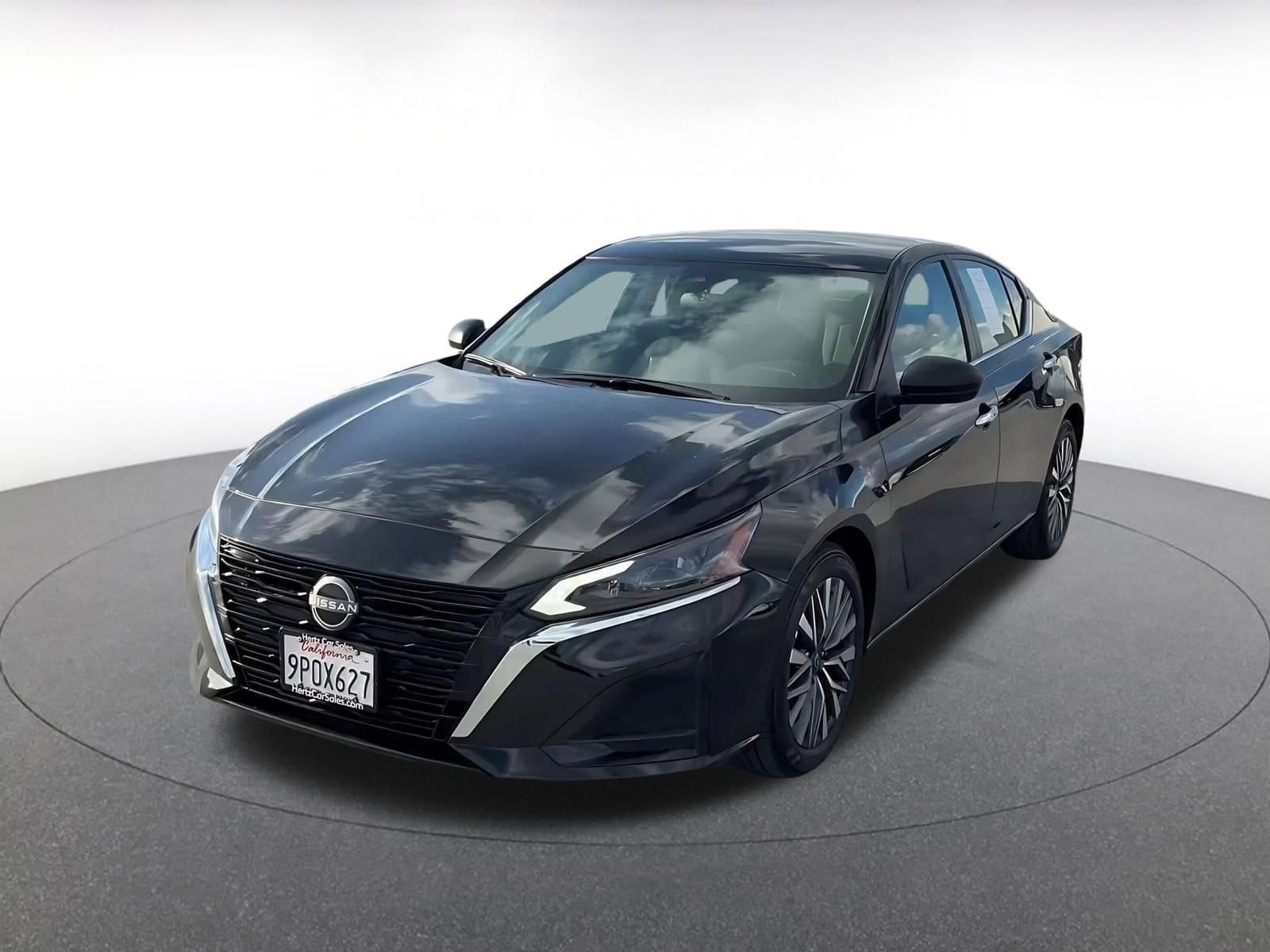 Thumbnail: 2025 Nissan Altima - 7