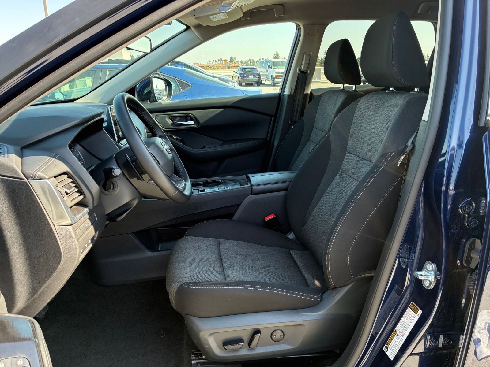 Thumbnail: 2025 Nissan Rogue - 29