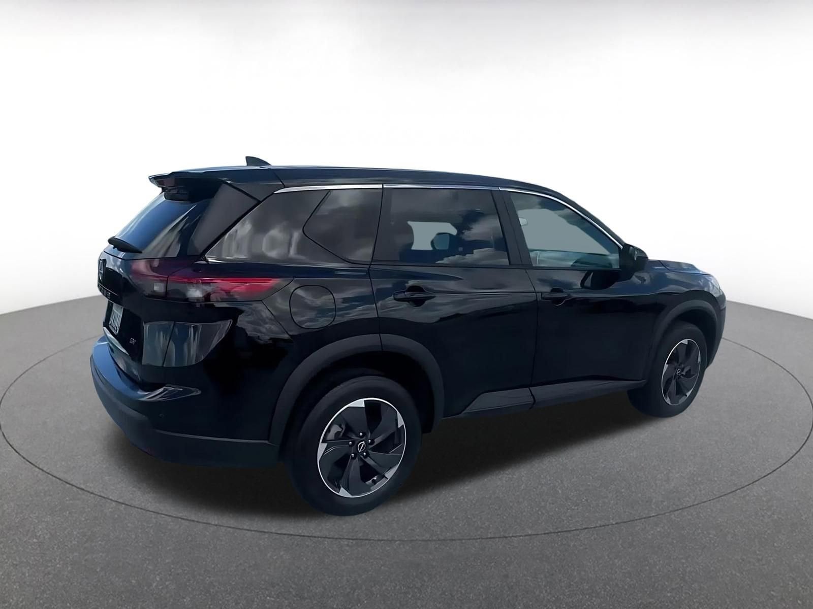 Thumbnail: 2024 Nissan Rogue - 15