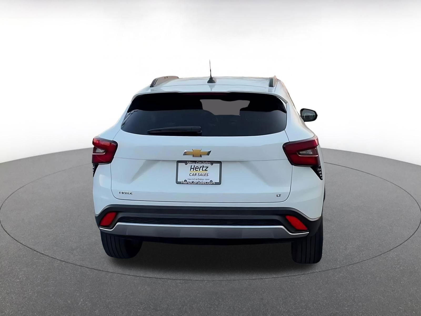 Thumbnail: 2025 Chevrolet Trax - 12