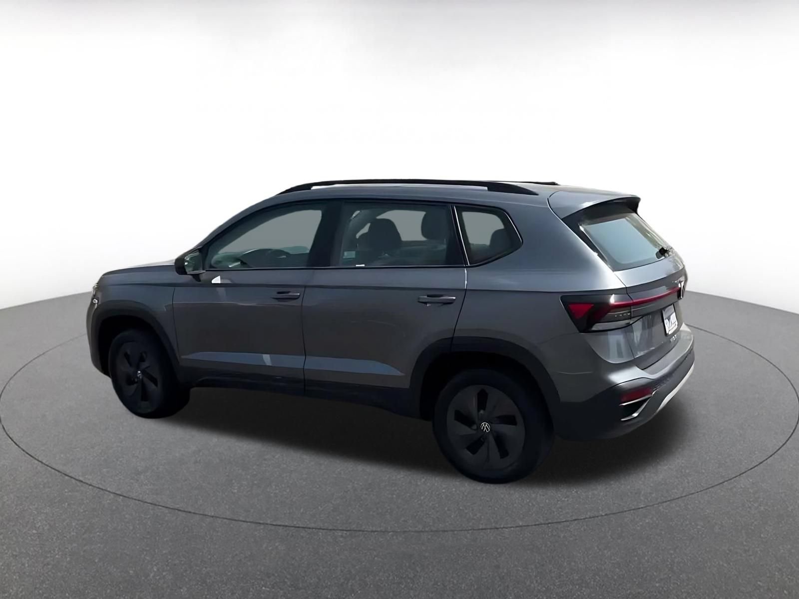 Thumbnail: 2026 Volkswagen Taos - 9