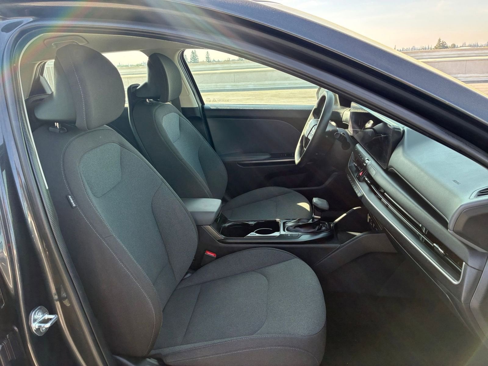 Thumbnail: 2025 Kia K4 - 35