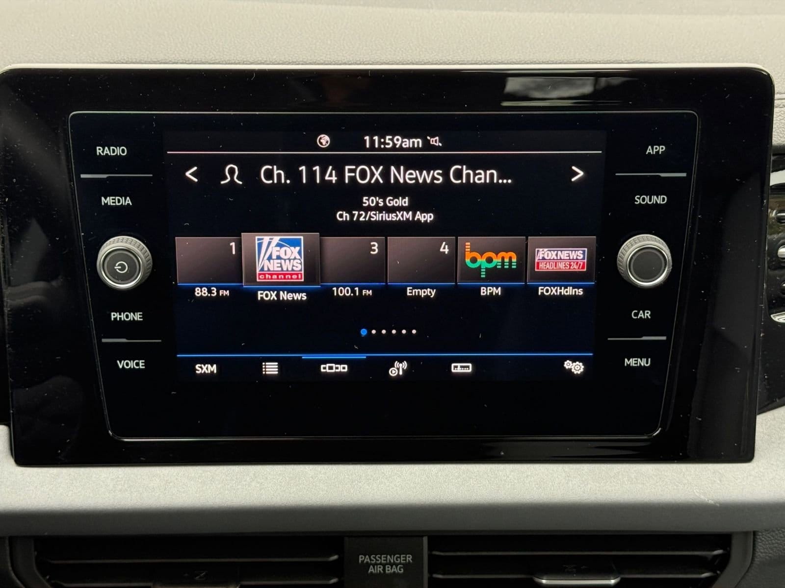 Thumbnail: 2025 Volkswagen Jetta - 18