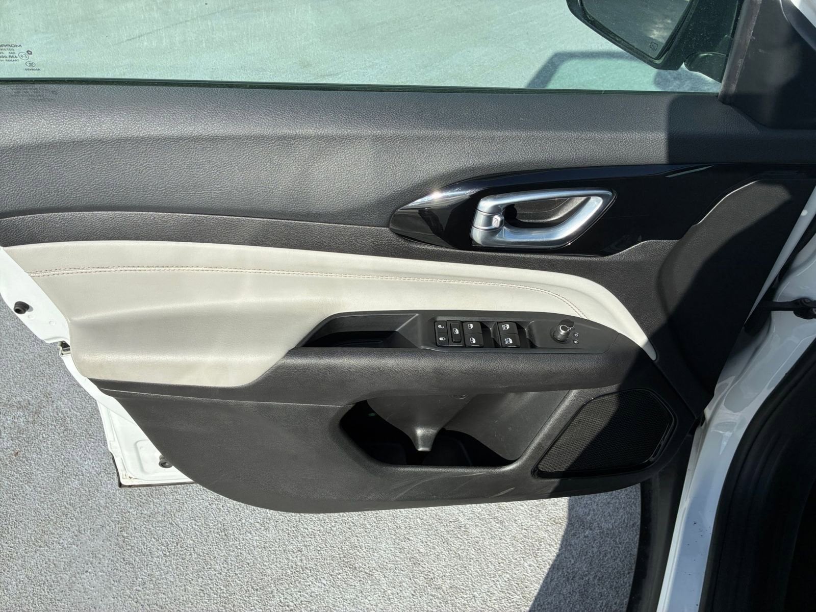 Thumbnail: 2025 Jeep Compass - 18