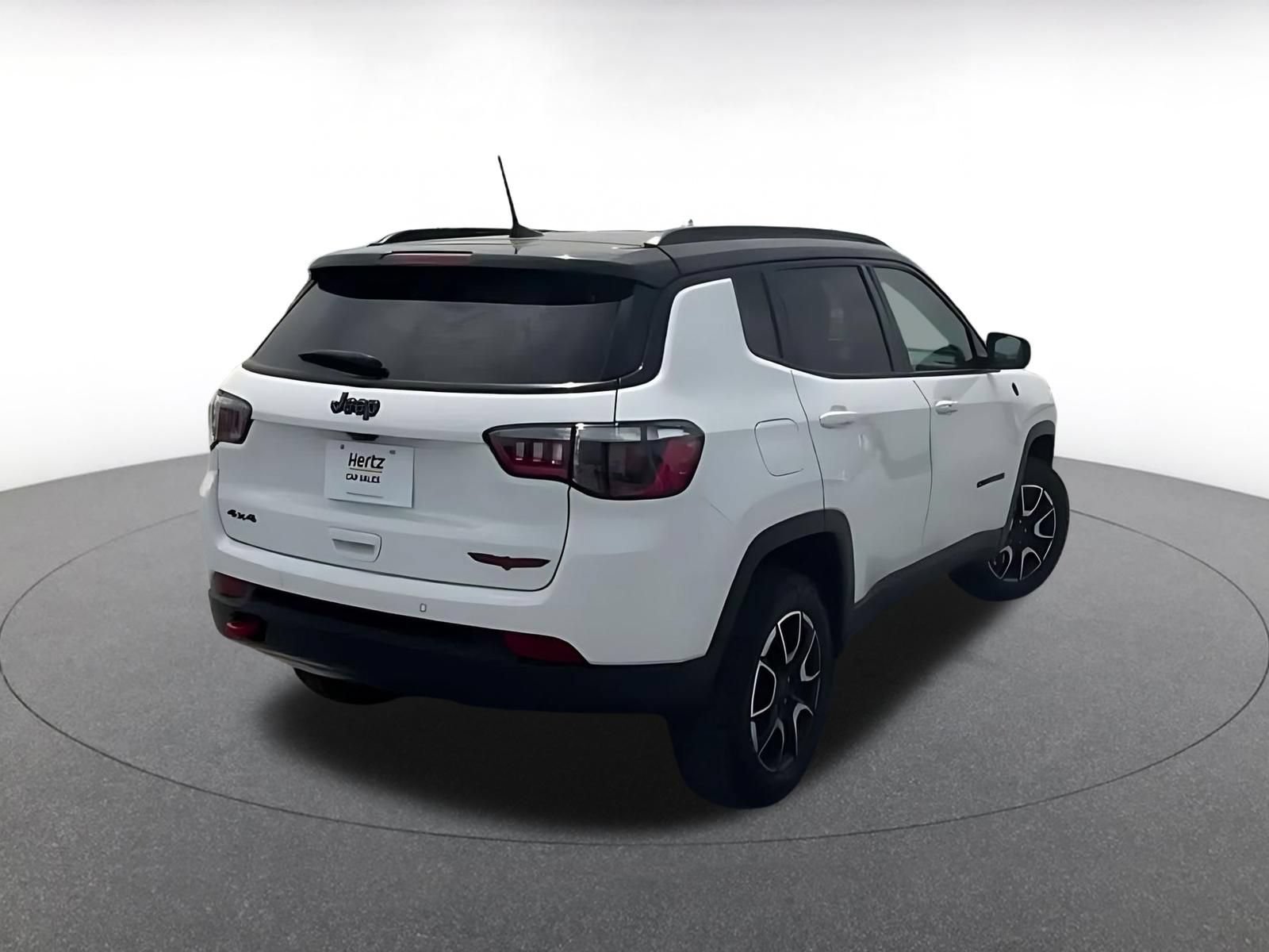 Thumbnail: 2025 Jeep Compass - 15