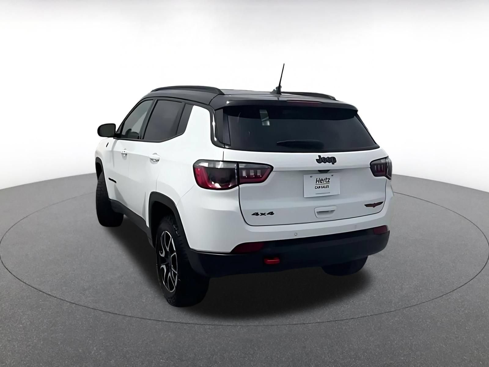 Thumbnail: 2025 Jeep Compass - 10