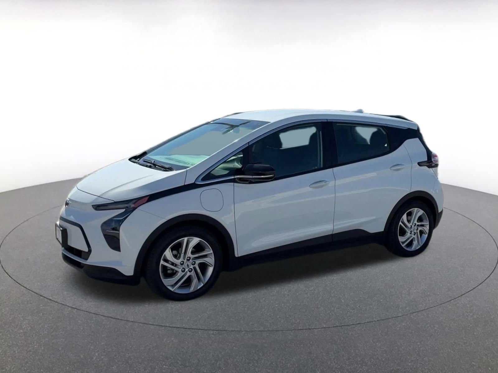 Thumbnail: 2023 Chevrolet Bolt EV - 8
