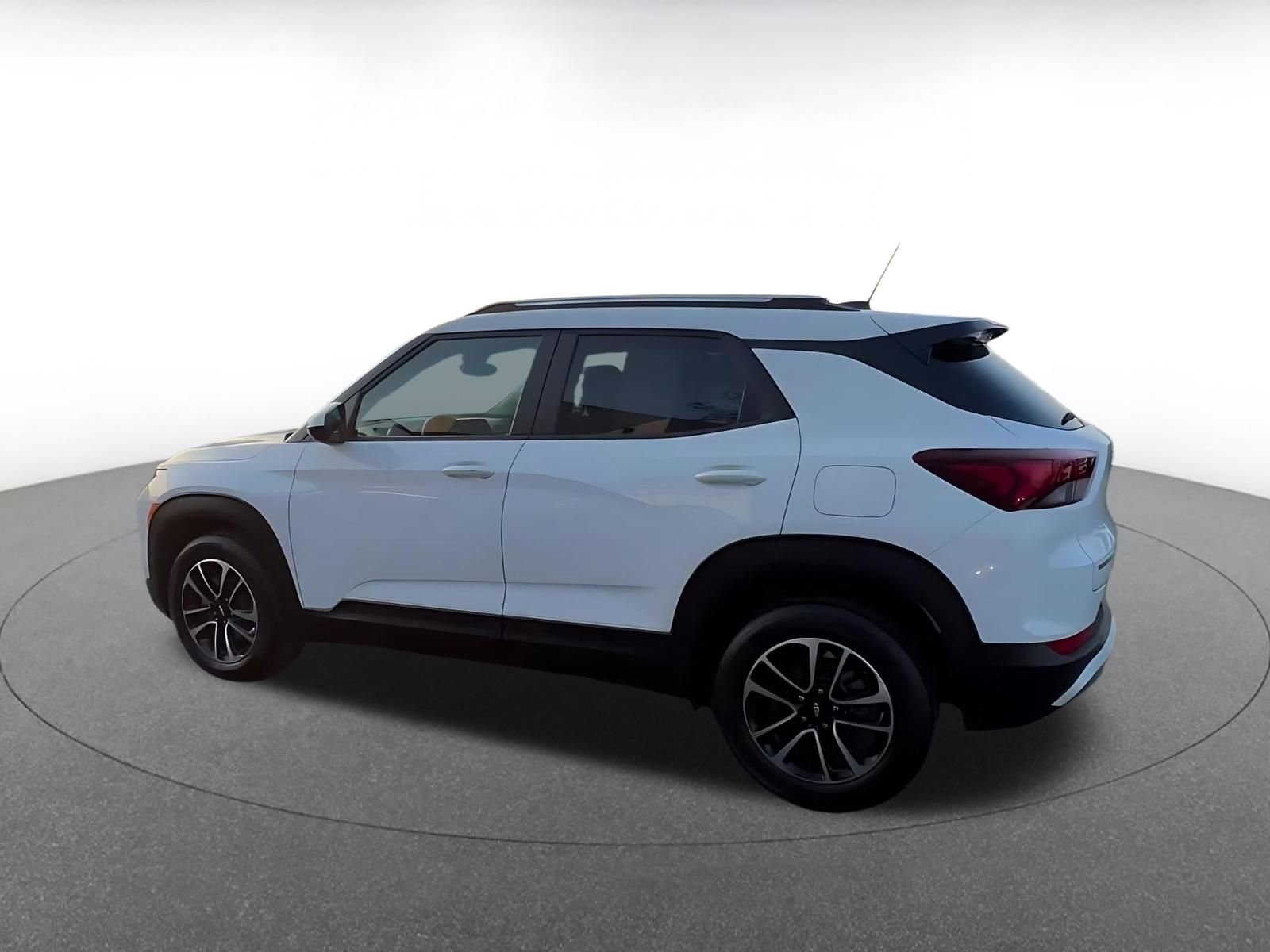 Thumbnail: 2025 Chevrolet TrailBlazer - 10