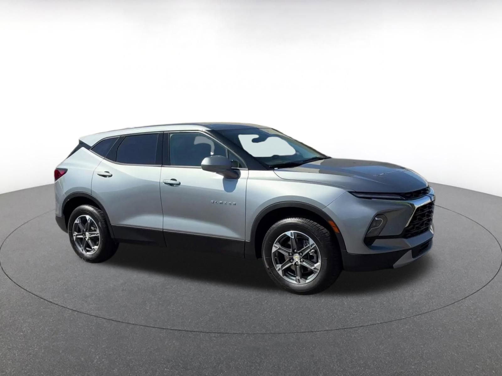 Thumbnail: 2025 Chevrolet Blazer - 2