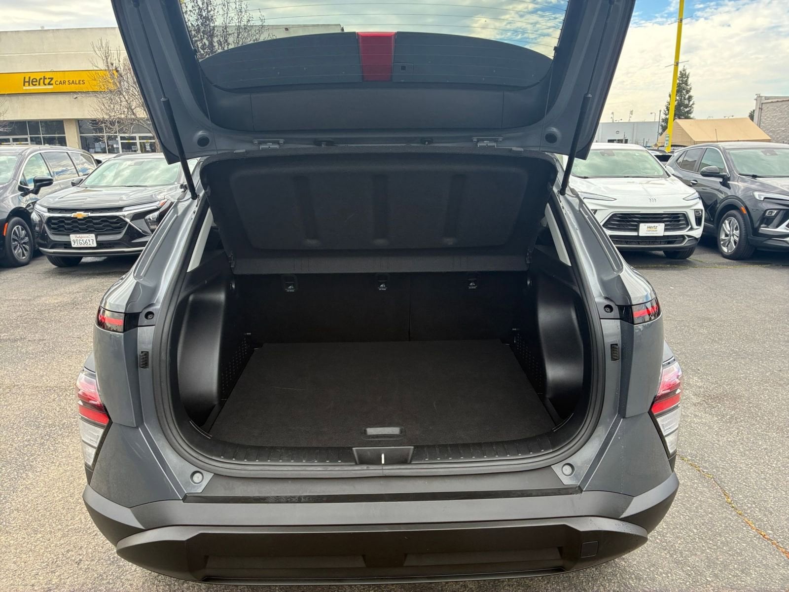 Thumbnail: 2025 Hyundai Kona - 32