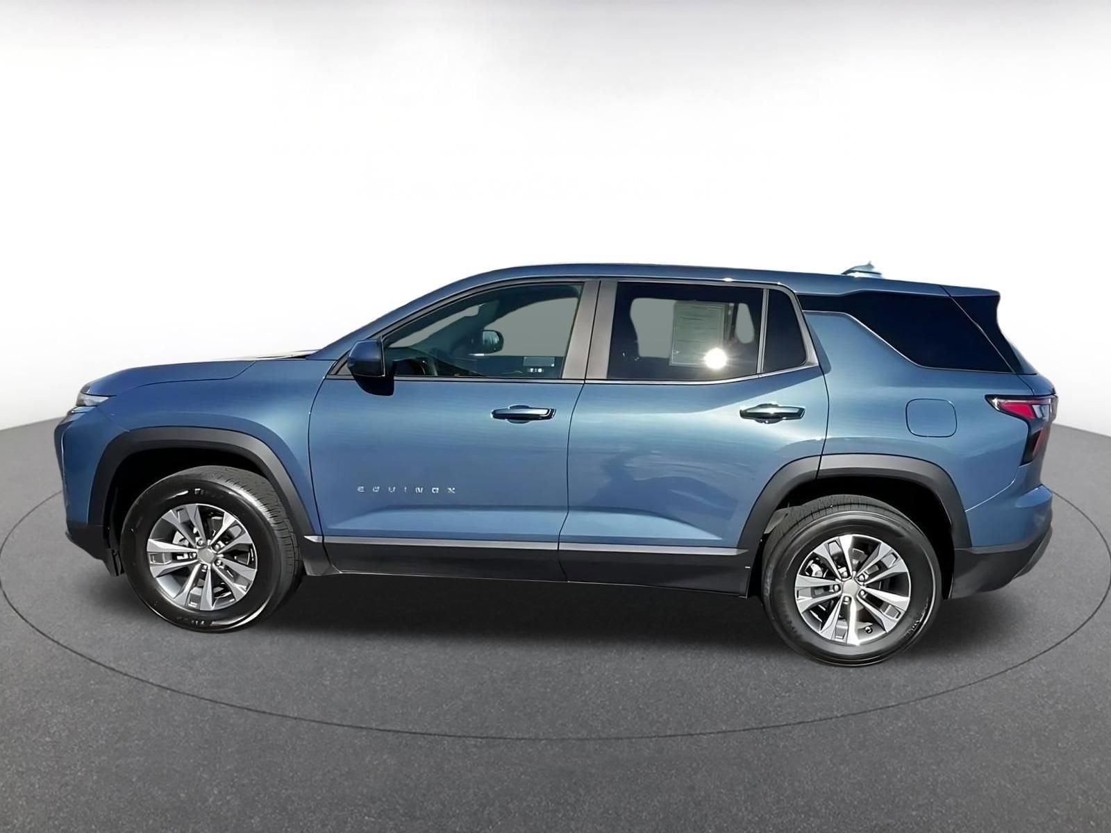 Thumbnail: 2025 Chevrolet Equinox - 9