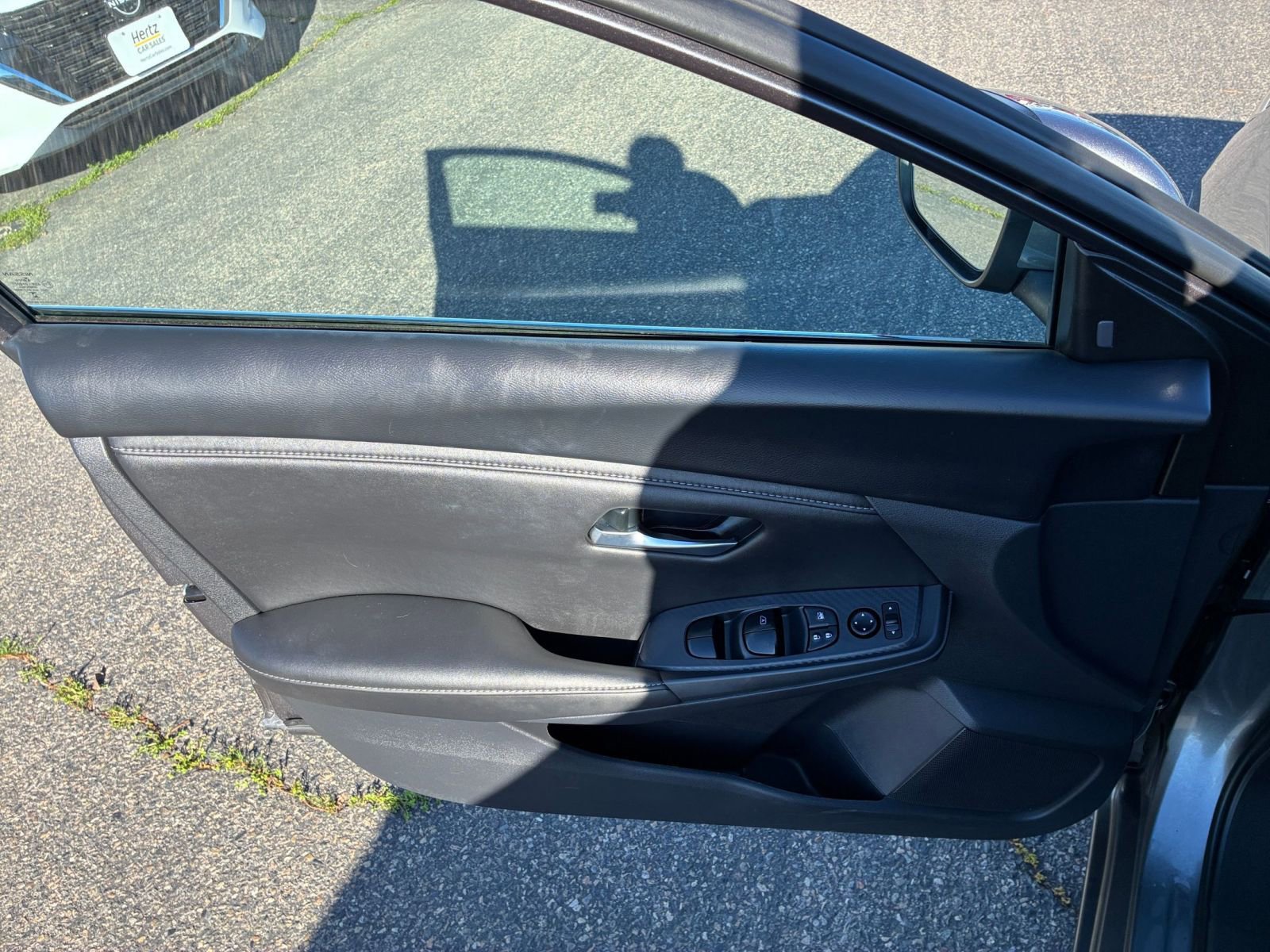 Thumbnail: 2025 Nissan Sentra - 18