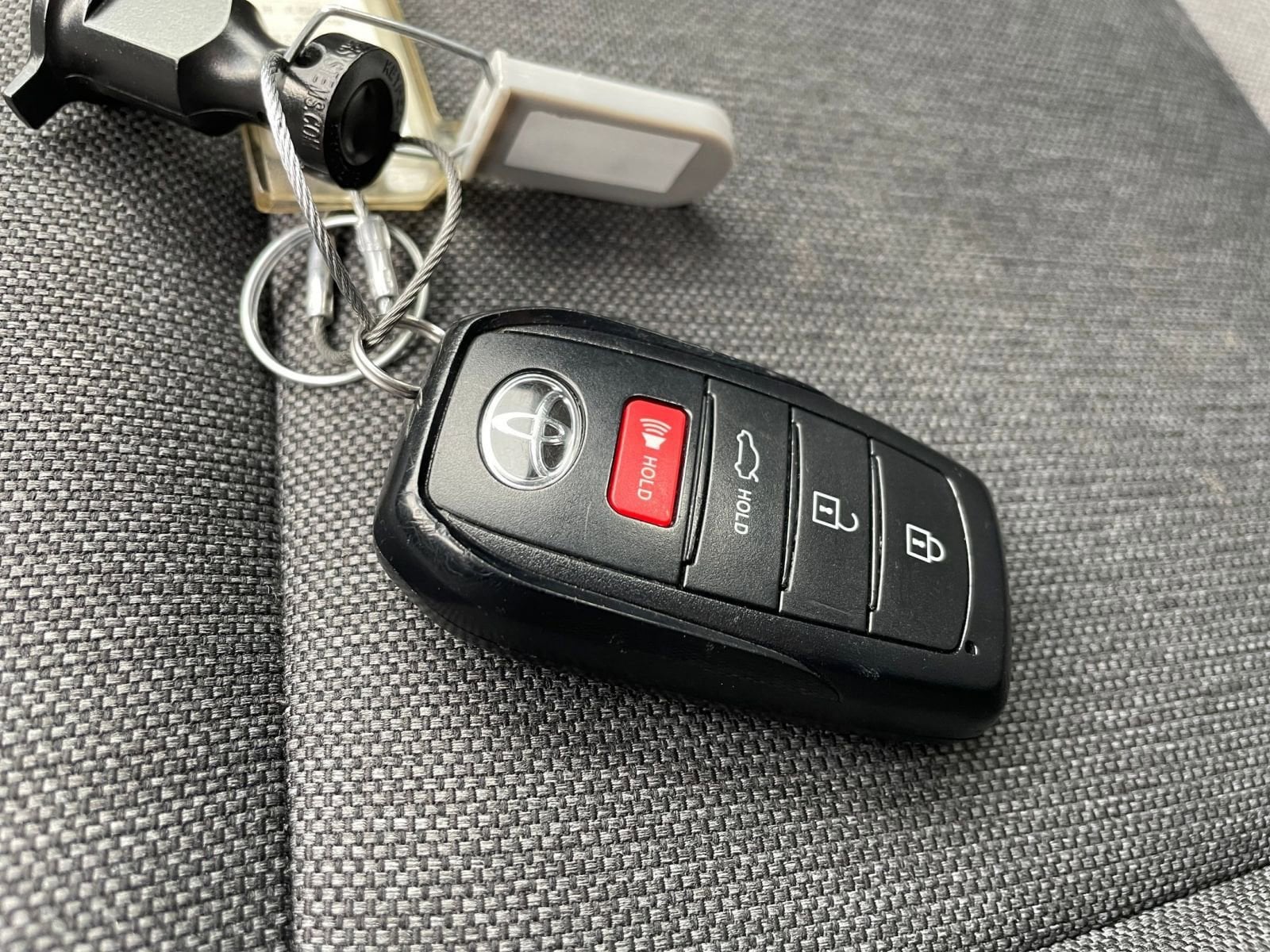 Thumbnail: 2025 Toyota Camry - 22