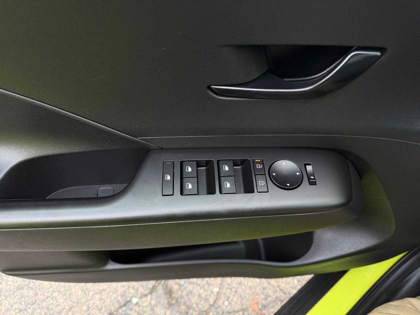 Thumbnail: 2025 Hyundai Kona - 18