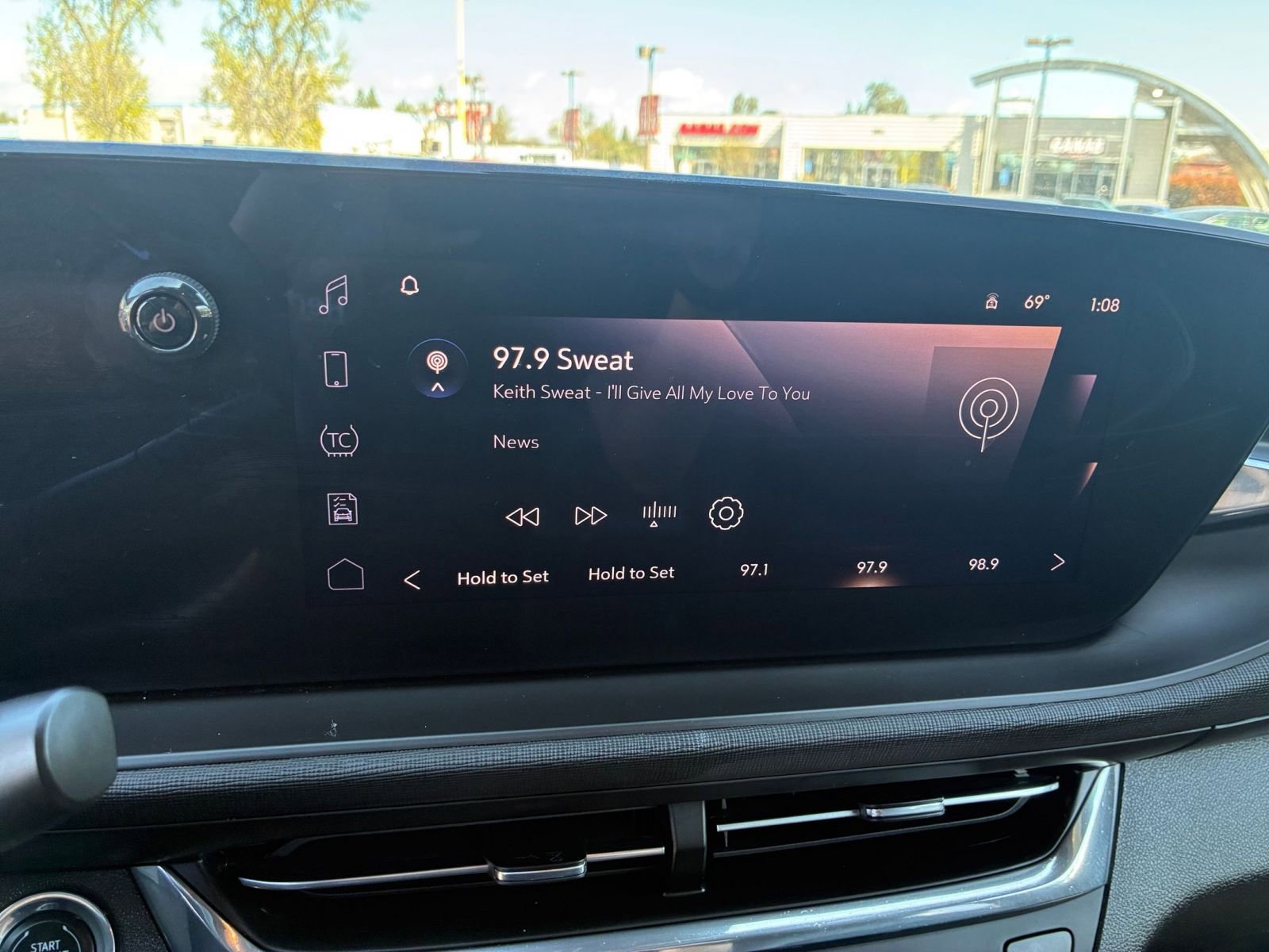 Thumbnail: 2025 Buick Envista - 20