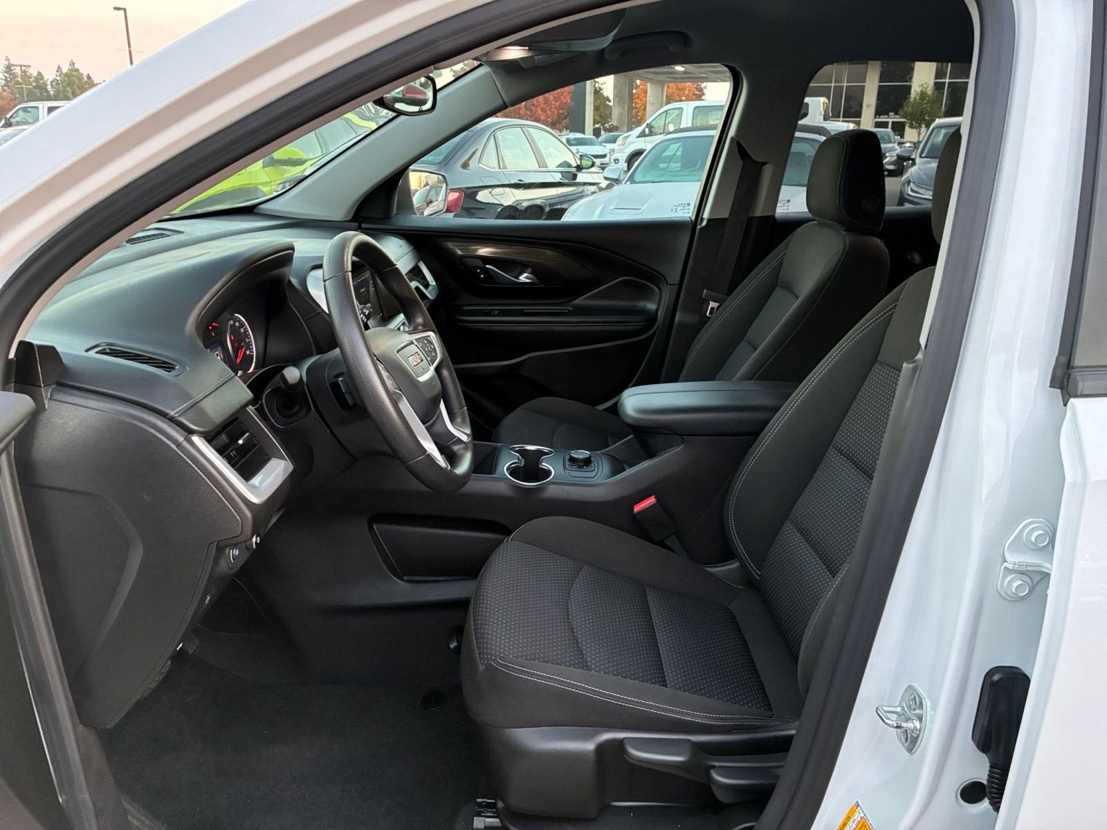 Thumbnail: 2024 GMC Terrain - 25