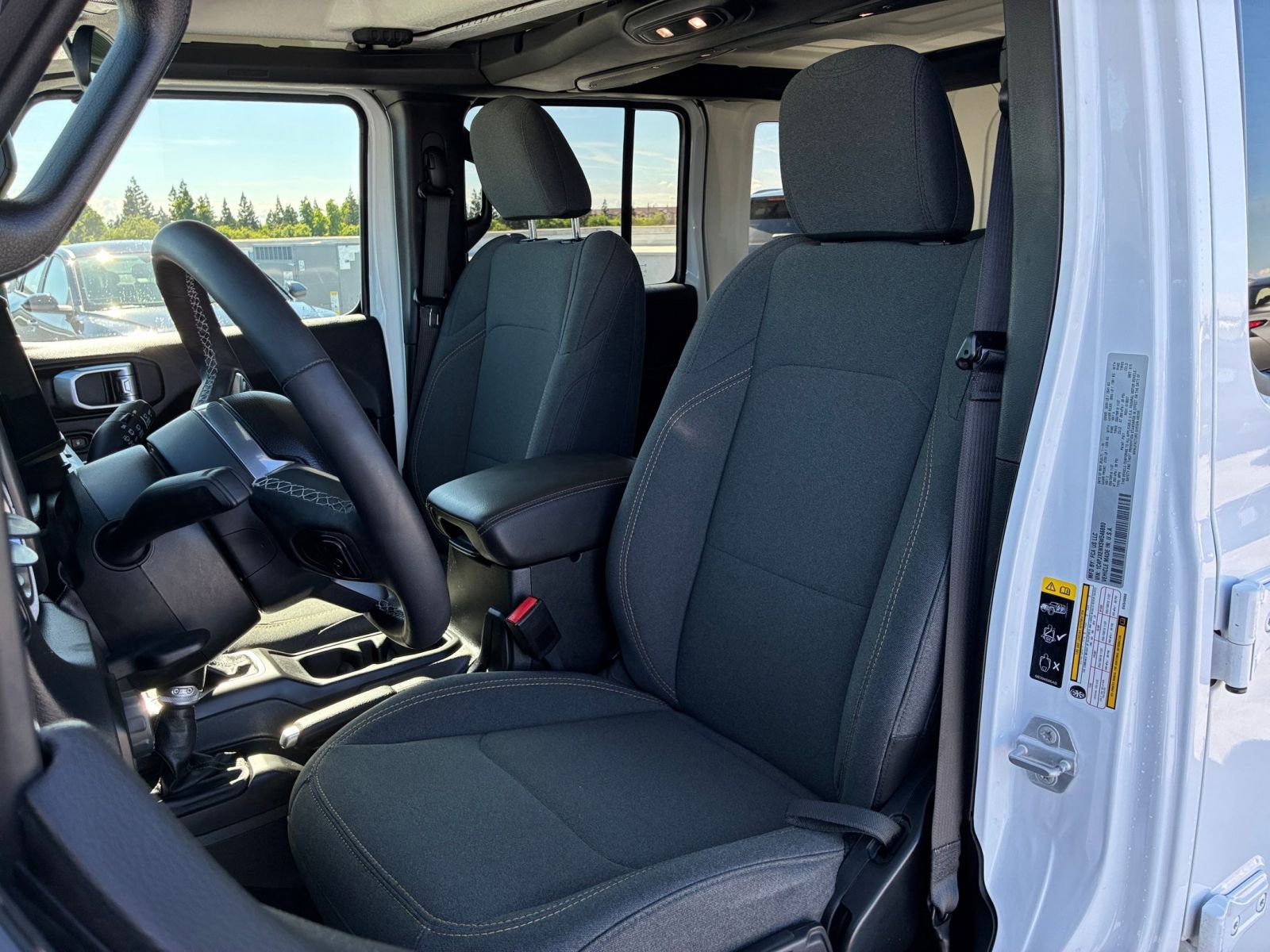 Thumbnail: 2025 Jeep Wrangler - 27