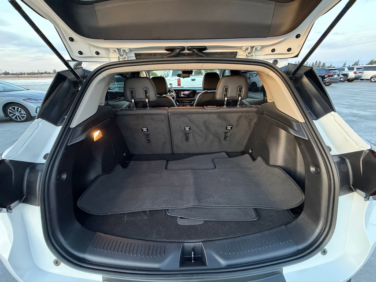 Thumbnail: 2025 Buick Encore GX - 29