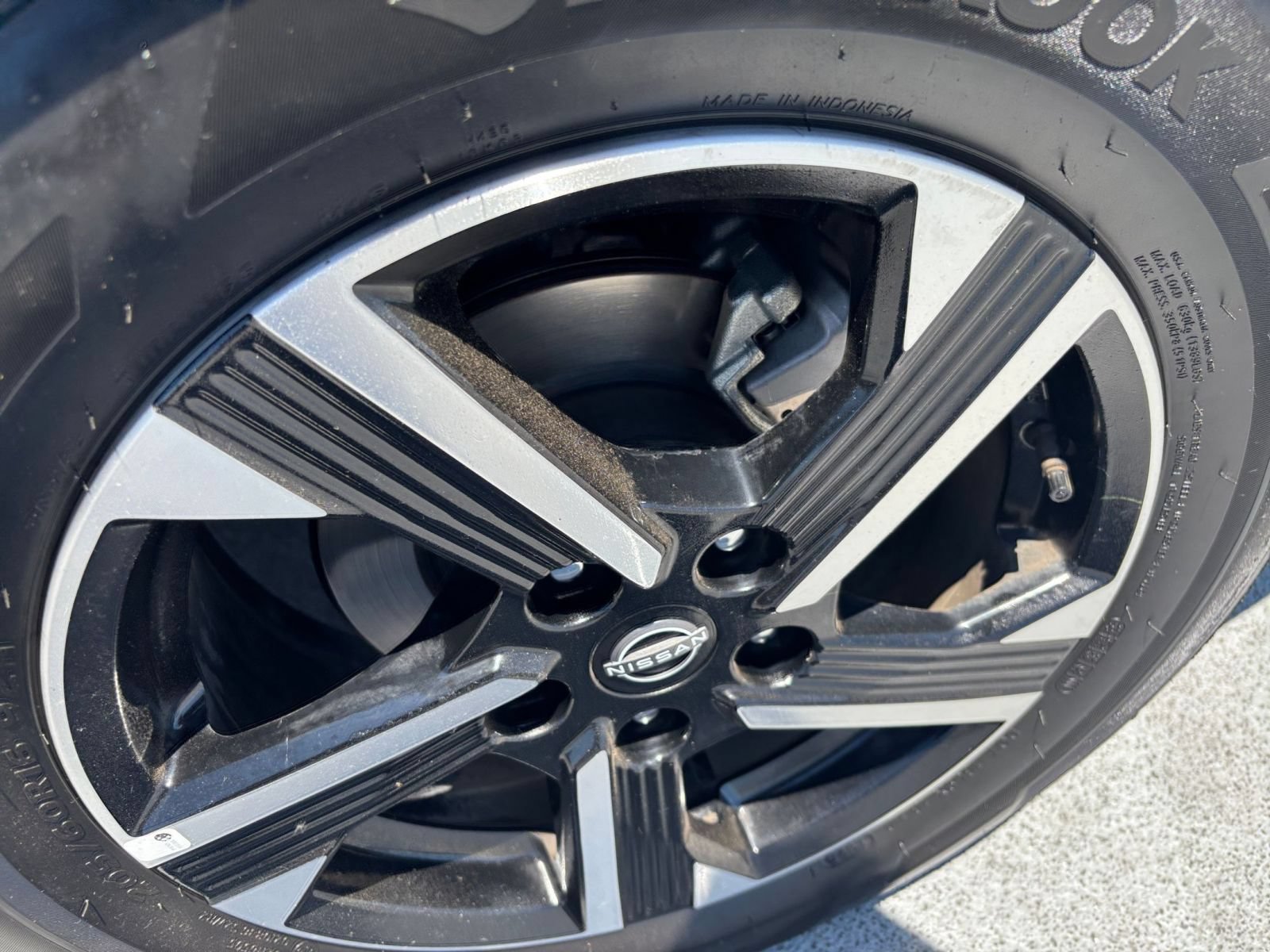 Thumbnail: 2025 Nissan Sentra - 28