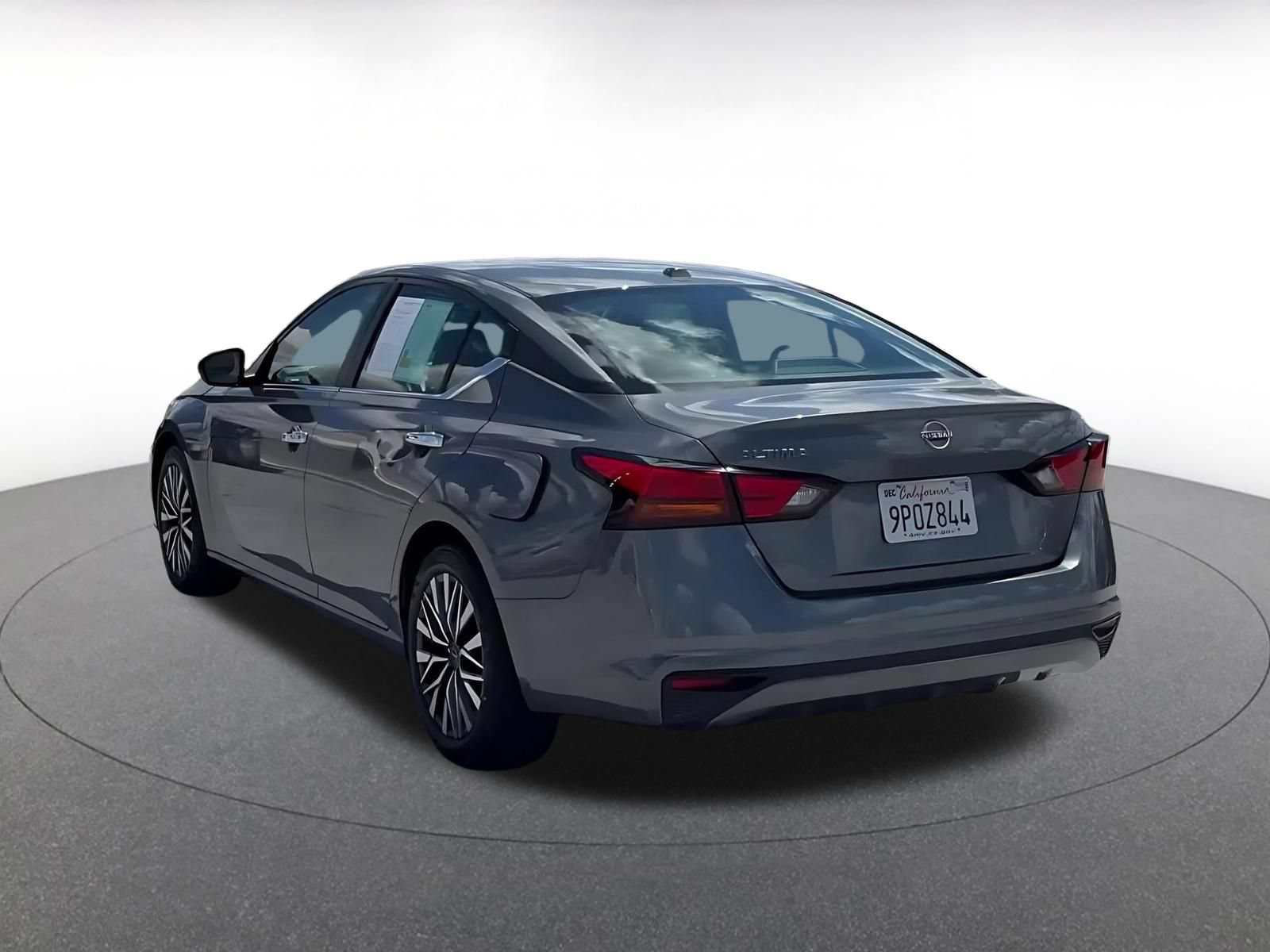 Thumbnail: 2025 Nissan Altima - 9