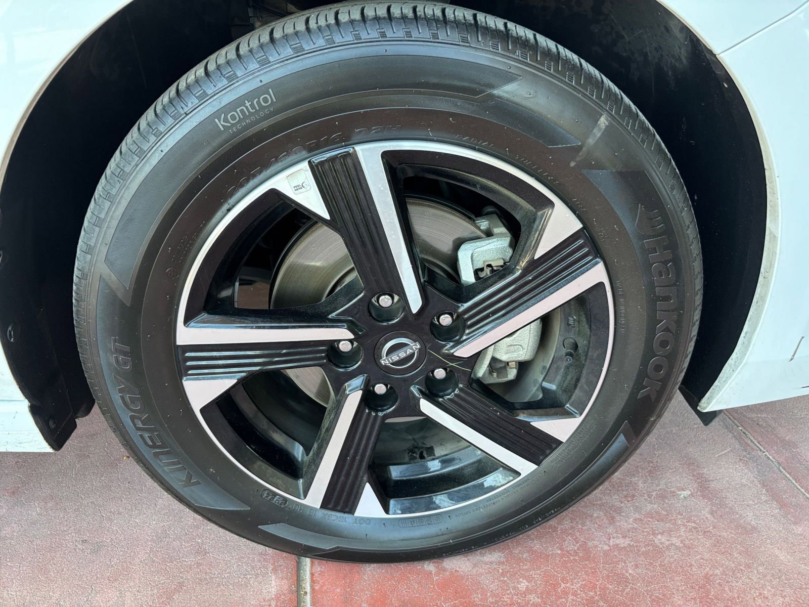 Thumbnail: 2025 Nissan Sentra - 28