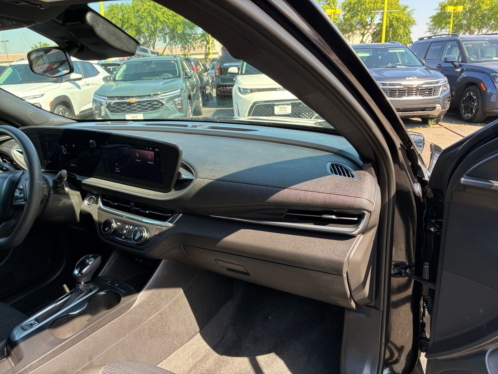 Thumbnail: 2025 Buick Envista - 35