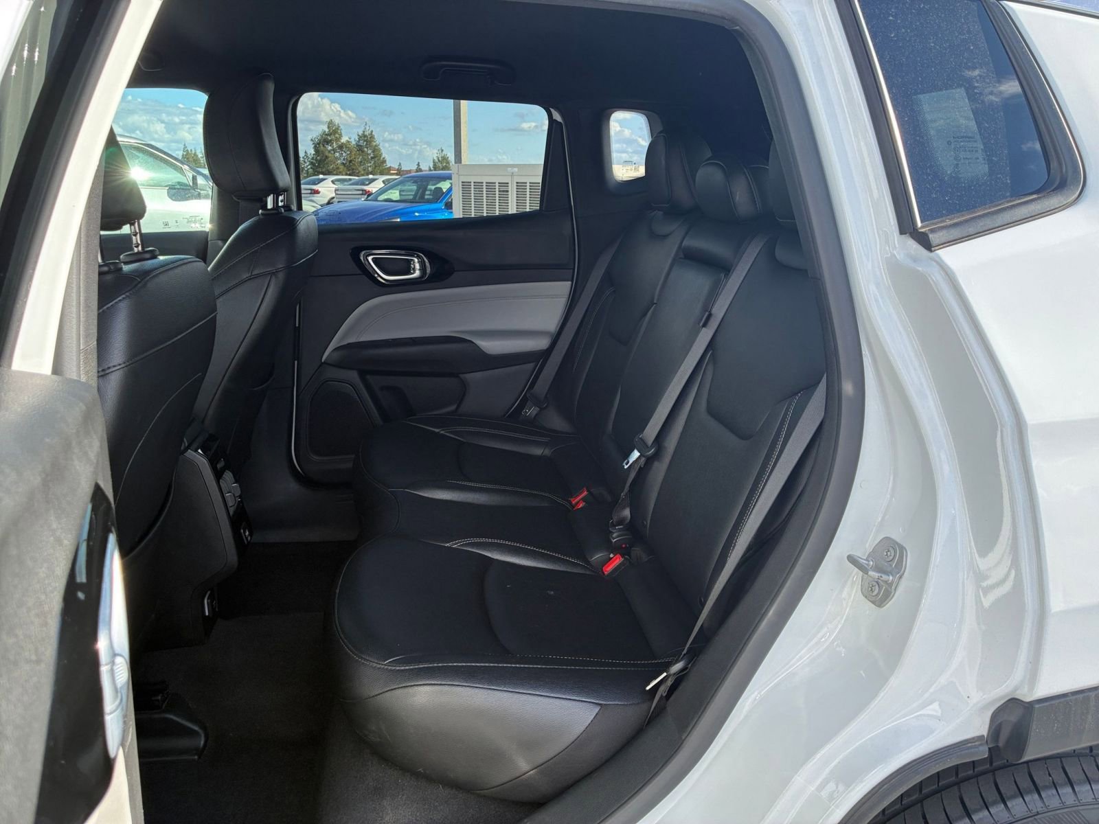 Thumbnail: 2025 Jeep Compass - 27