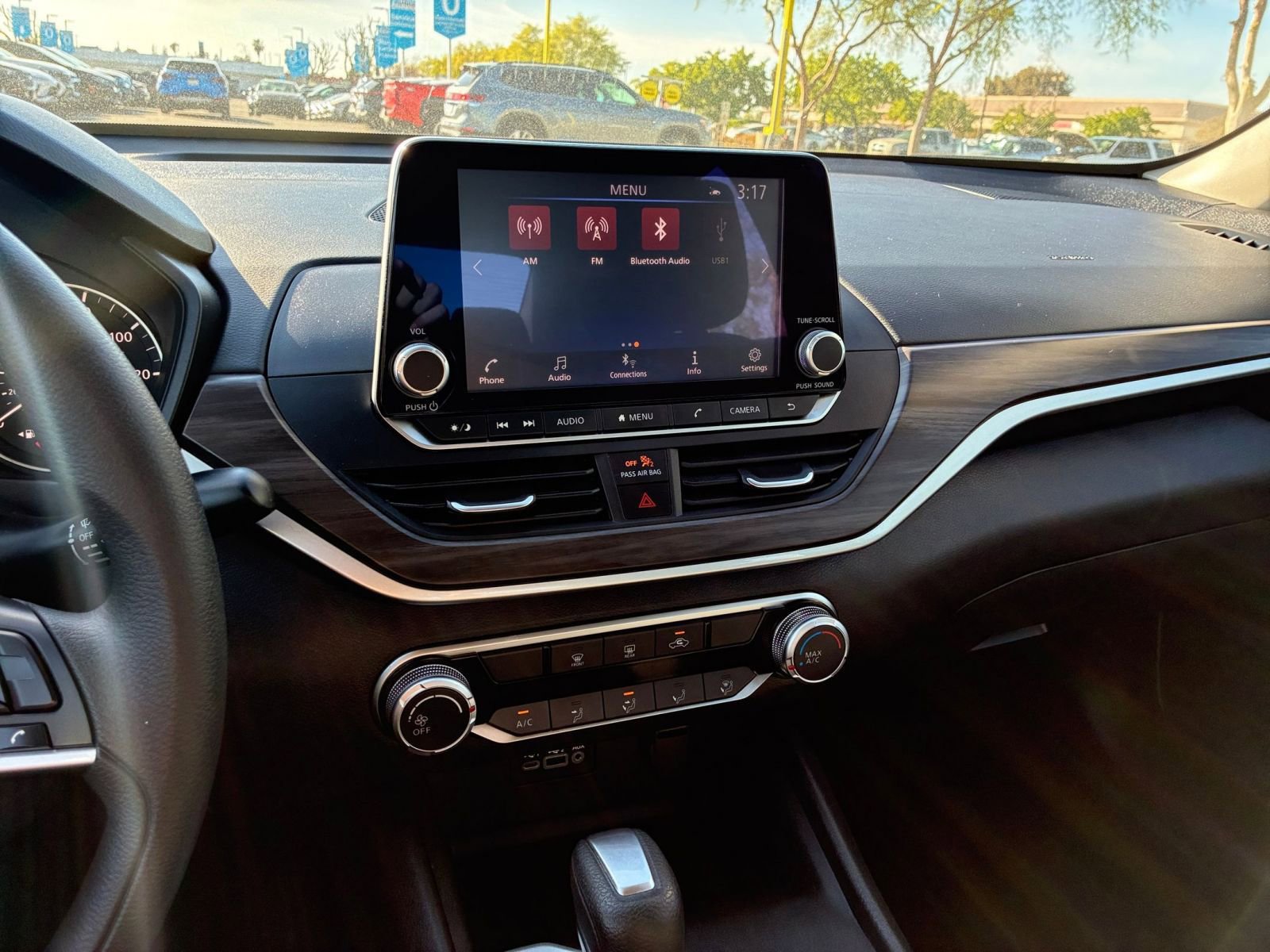 Thumbnail: 2025 Nissan Altima - 17