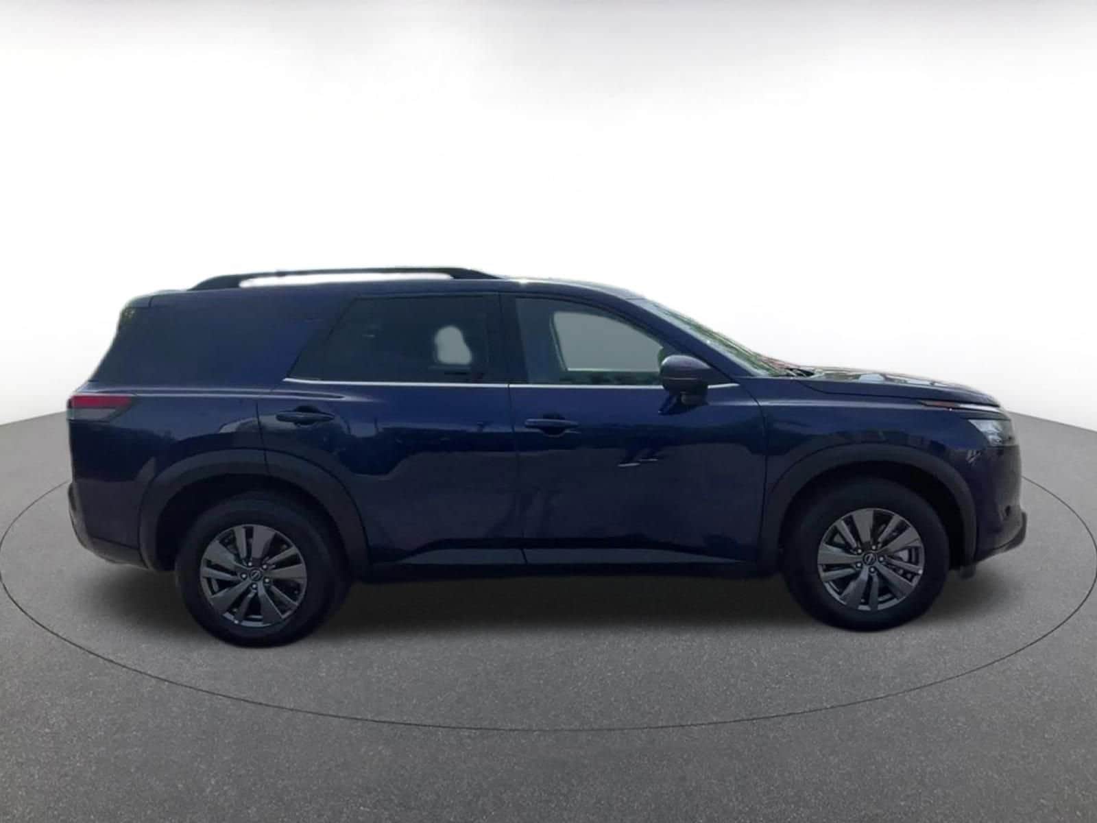 Thumbnail: 2025 Nissan Pathfinder - 16