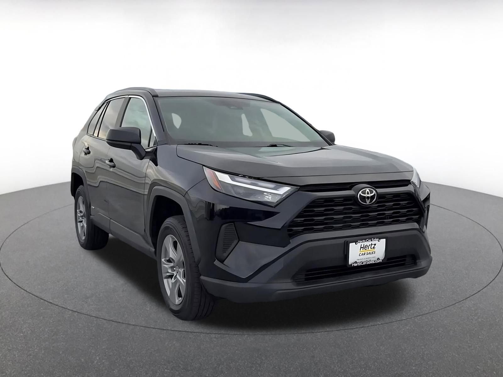 Thumbnail: 2025 Toyota RAV4 - 3